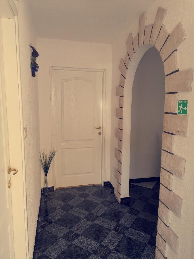 Apartment Ampulica 2 Senj  Eksteriør billede