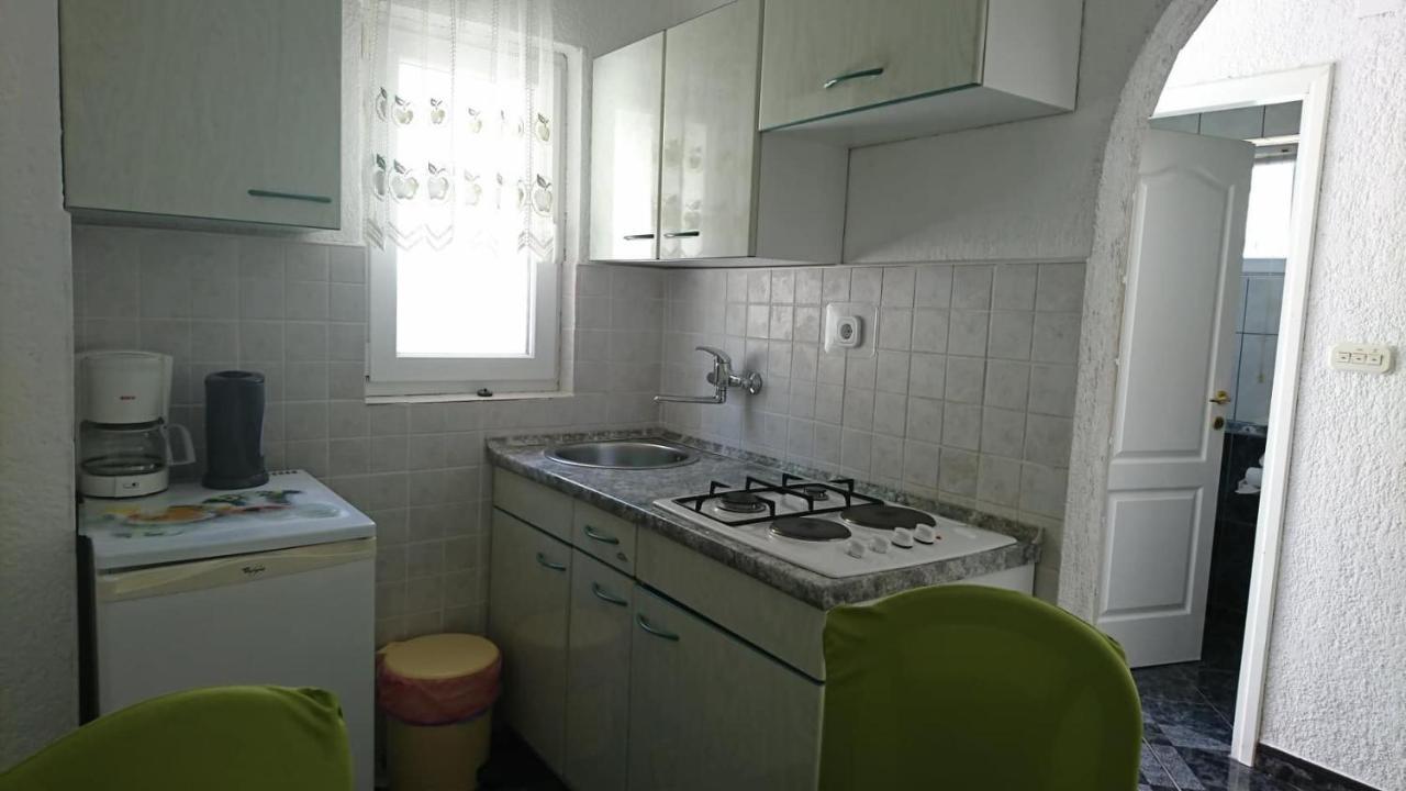 Apartment Ampulica 2 Senj  Eksteriør billede
